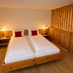 Seehof Direkt Am Heidsee Hotel
