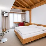 Hotel Seehof Direkt Am Heidsee Valbella