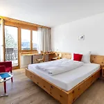 Hotel Seehof Direkt Am Heidsee 3*